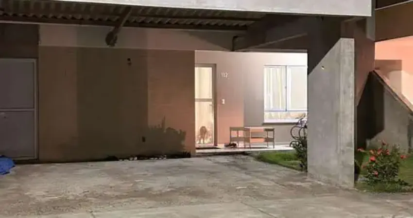 Imperdível oportunidade: Casa para Venda no Condominio Arbol Residence, localizado no Bairro SIM em Feira de Santana