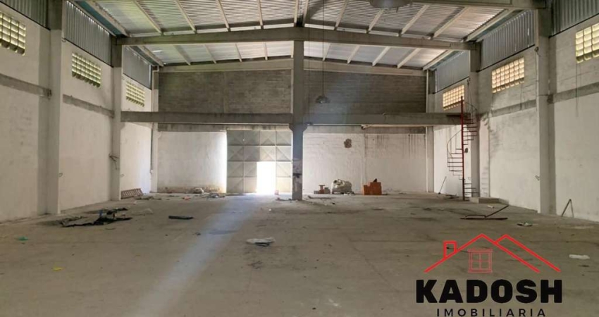 Barracão / Galpão / Depósito com 1 sala para alugar na Rua Votuporanguense, 34, Papagaio, Feira de Santana
