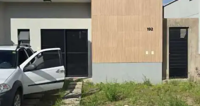 Casa em condomínio à venda em feira de santana-ba, bairro chaparral: 2 quartos, 1 suíte, 1 sala, 2 banheiros, 2 vagas, 150m².