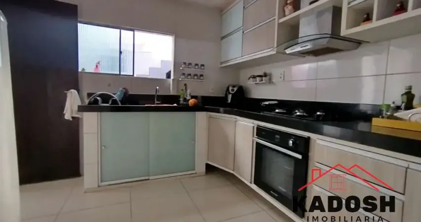 Imperdível: casa à venda em feira de santana-ba, bairro chácara são cosme, 3 quartos, 1 suíte, 1 sala, 3 banheiros, 1 vaga, 150m².