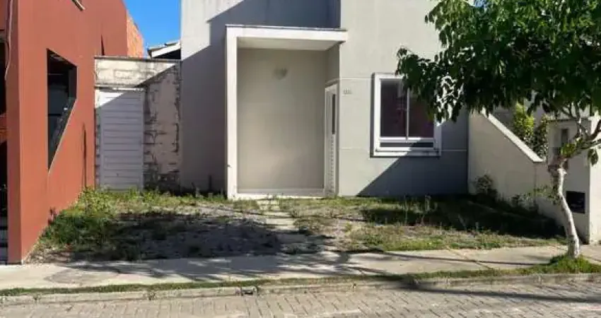 Excelente oportunidade! casa para venda no condominio parque ipe roxo localizado no bairro papagaio em feira de santana