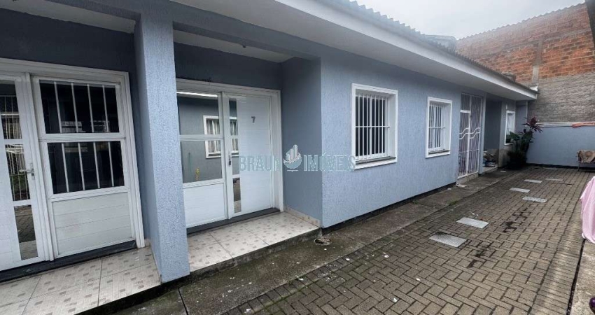 Casa 2 dormitórios em pequeno condomínio no Jardim do Bosque em Cachoeirinha, Compra assistida ou vendo a chave.