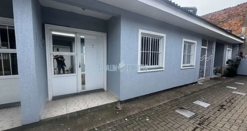 Chave de Casa 2 dormitórios em pequeno condomínio no Jardim do Bosque em Cachoeirinha, Compra assistida ou vendo a chave.