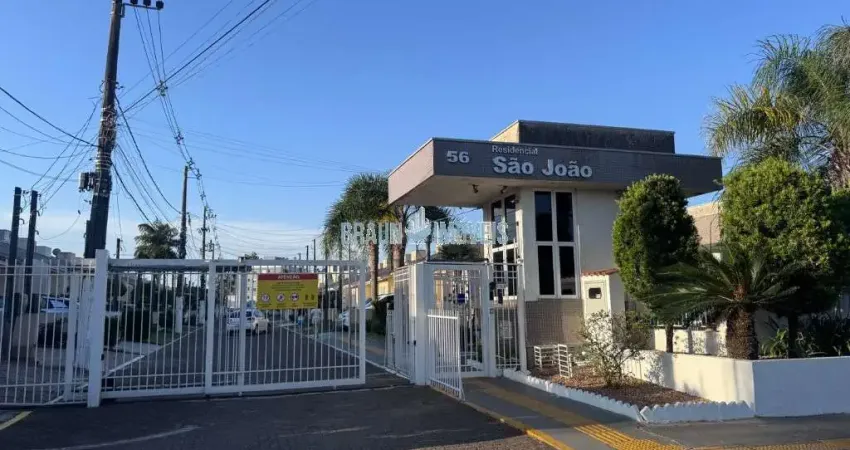 Casa semi mobiliada com 2 dormitórios, sala de estar e jantar integrada, cozinha e 1 banheiro no condomínio são joão em canoas