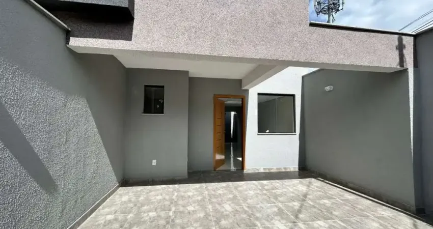 Casa com 3 quartos à venda na Rua José do Patrocínio, 263, Santa Mônica, Belo Horizonte