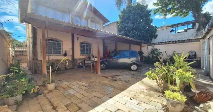 Casa com 4 quartos à venda na Rua Ari Veiga Pinto, 225, São João Batista, Belo Horizonte