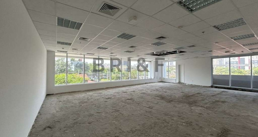 SALA COMERCIAL PARA LOCAÇÃO COM 172M², 5 VAGAS DE GARAGEM NO BROOKLIN, REGIÃO DA BERRINI