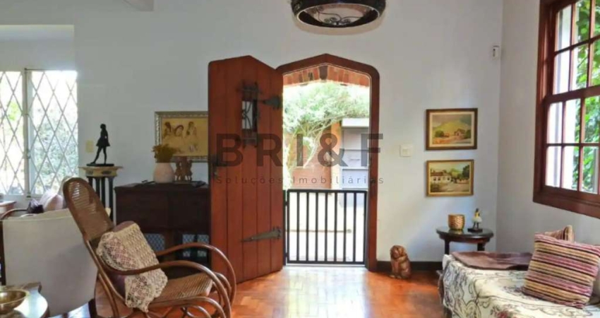 Linda casa para locação pertinho do Parque Ibirapuera com 3 dormitórios e 1 vaga de garagem