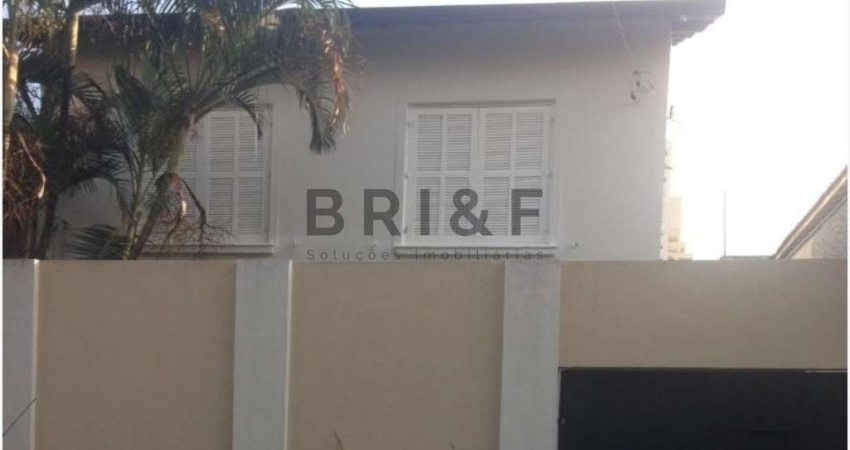 SOBRADO RESIDENCIAL OU COMERCIAL PARA ALUGAR COM 200M², 3 DORMITÓRIOS E 3 VAGAS NO BROOKLIN
