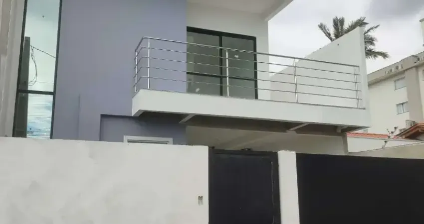 Casa com 3 quartos à venda na Praia do Quilombo, Penha