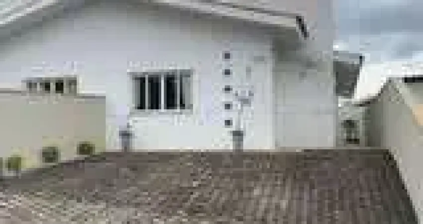 'Seu Novo Lar em Bom Jesus dos Perdões: Casa de condominio com 3 Quartos e Jardim de Inverno!'
