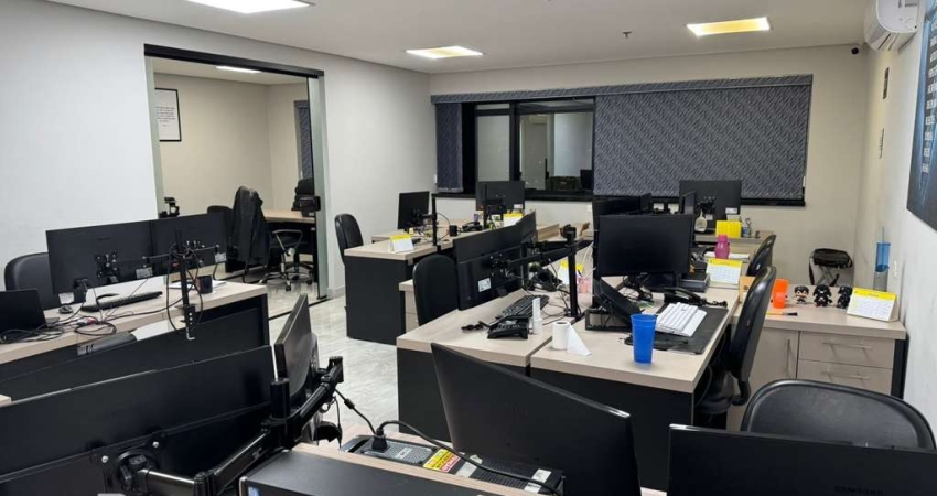 A VENDA!!!  Sala Comercial com 77m@ e uma vaga no centro de Guarulhos
