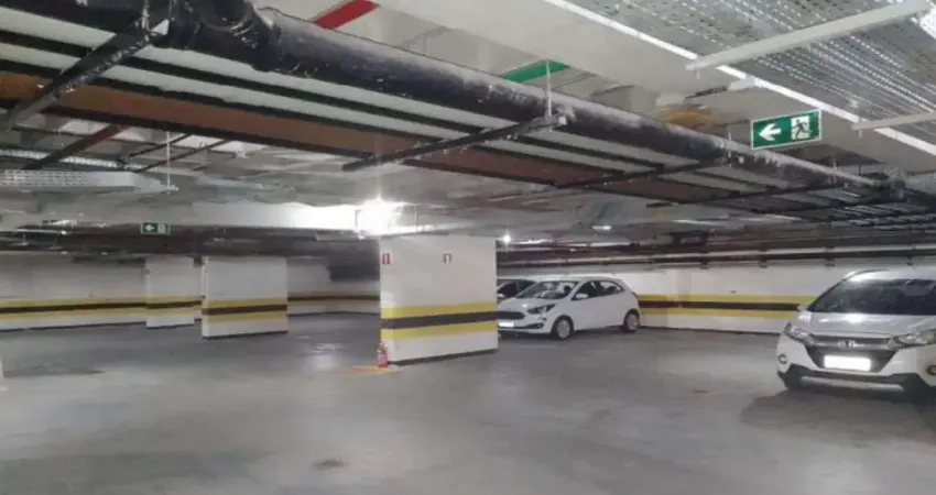 Prédio comercial à venda em Salvador-BA, no bairro Caminho das Árvores, com 645,15m² de área.