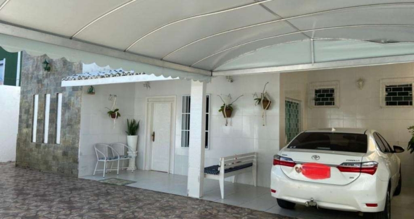 Imperdível oportunidade de casa à venda em Salvador-BA, no bairro Piatã, com 5 quartos, 4 suítes e 230m² de área.