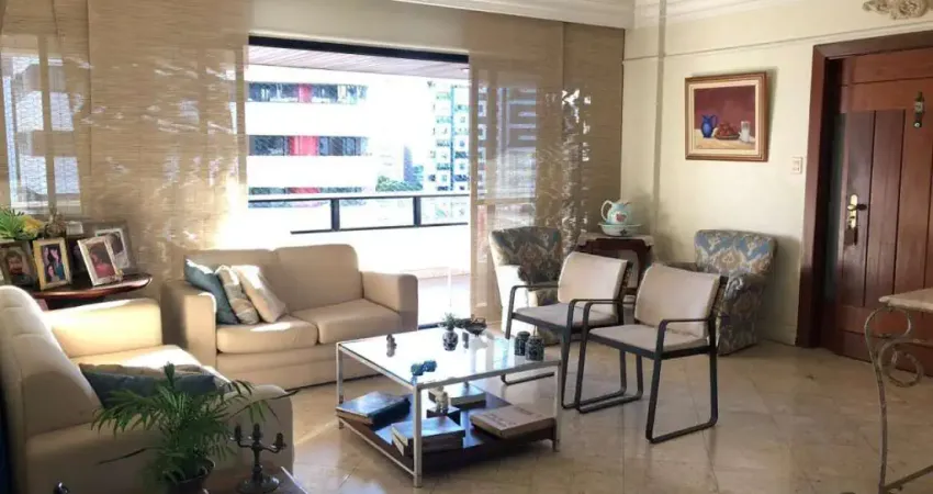 Apartamento à venda na Graça, Salvador-BA: 4 quartos, 4 suítes, 3 salas, 6 banheiros, 3 vagas de garagem, 174m² de área.
