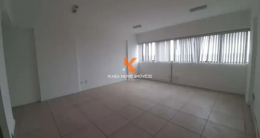 Sala comercial à venda em lauro de freitas-ba, buraquinho: 4 salas, 4 banheiros, 4 vagas, 140m² de área