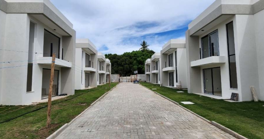Casa em Condomínio de Luxo em Abrantes, Camaçari-BA! 4 quartos, 4 suítes, 2 salas, 5 banheiros, 1 vaga, 123,82m².