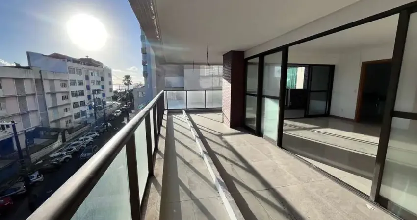 Apartamento com 4 quartos e 4 suítes na Barra, Salvador-BA: 194m², 2 salas, 6 banheiros e 3 vagas de garagem.