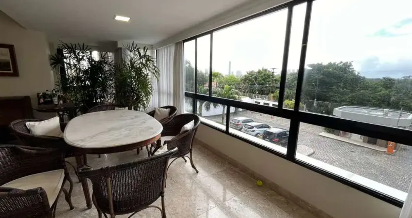 Venda de Apartamento na Federação em Salvador-BA: 3 quartos, 3 suítes, 3 salas, 5 banheiros, 3 vagas, 183m².