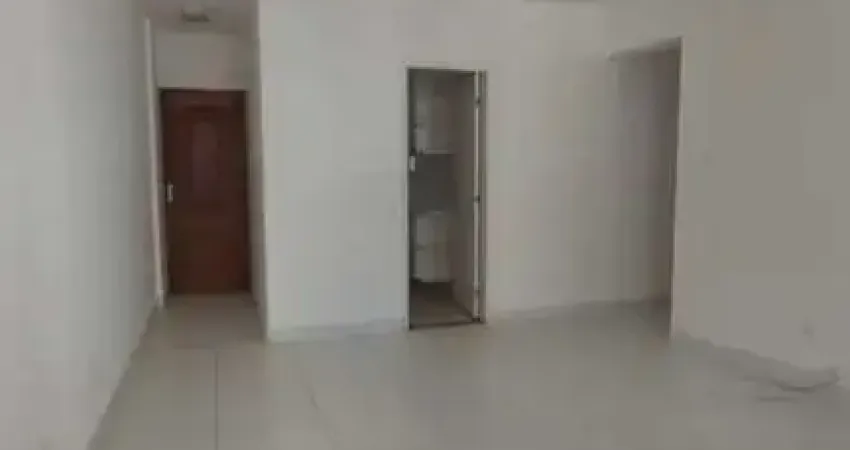 Apartamento à venda em Salvador-BA, no bairro Candeal: 3 quartos, 1 suíte, 2 salas, 3 banheiros, 1 vaga de garagem.