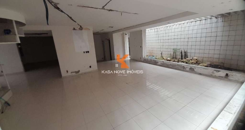 Casa comercial à venda na Pituba, Salvador-BA: 9 salas, 5 vagas de garagem e 600m² de área!