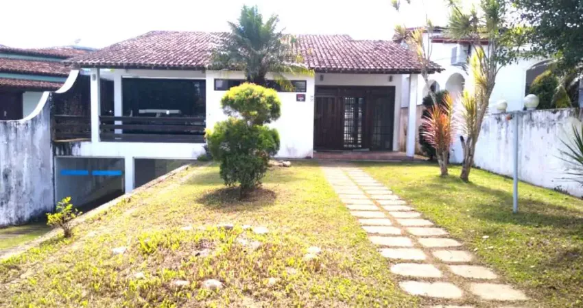 Casa Comercial para locação em São Cristóvão, Santo Antônio de Jesus-BA: 4 quartos, 3 suítes, 2 salas, 5 banheiros, 4 vagas de garagem, 380m².