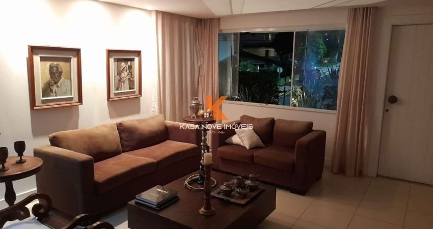 Casa em condomínio à venda em Alphaville I, Salvador-BA: 6 quartos, 4 suítes, 2 salas, 7 banheiros, 6 vagas, 600m².