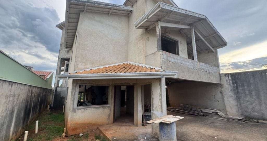 Oportunidade, venham conhecer  esse lindo imóvel  em fase de acabamento, com uma  área de 600 metro