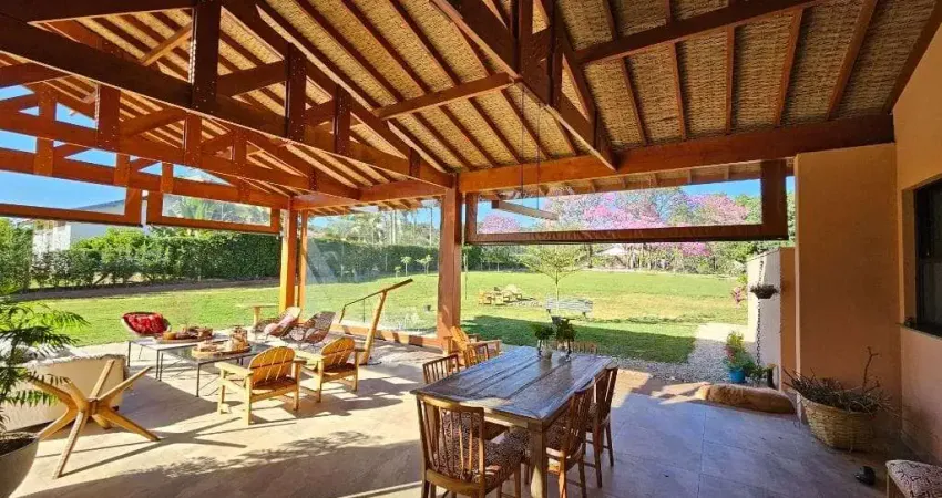 Magnífica Chácara com 2 suítes à venda, 5000 m² por R$ 4.000.000 - Recanto das Flores - Indaiatuba/