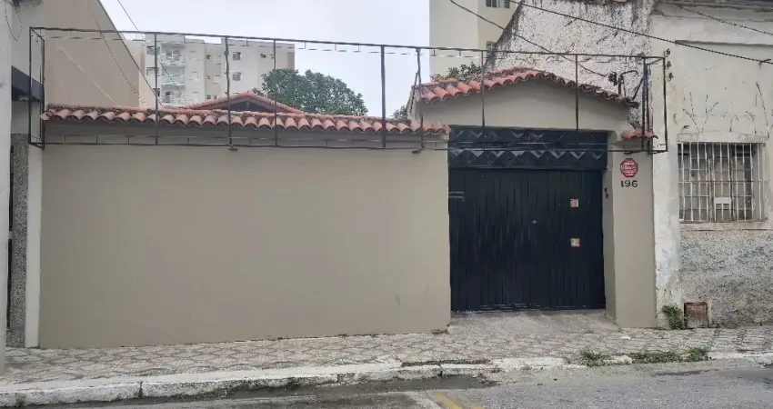 Vendo casa térrea centro