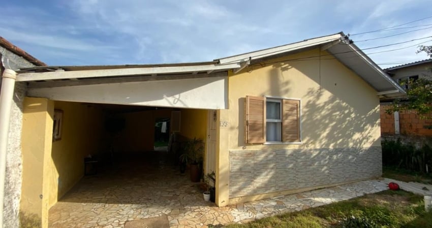 Casa Individual no Terreno em Rua Calçada Prox Praia Tapera