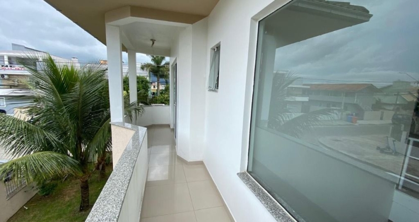 Casa  Nova Clara e Espaçosa sozinha no terreno Campeche