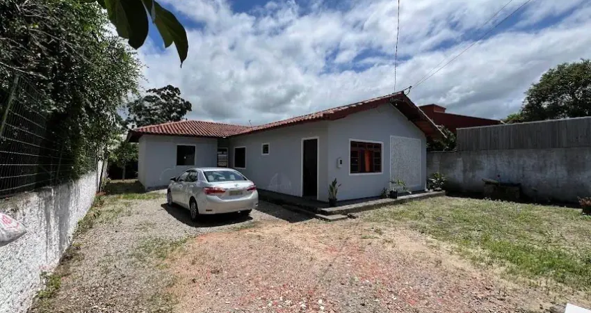 Casa ampla em terreno de 450 Mt Campeche Preço de Ocasião