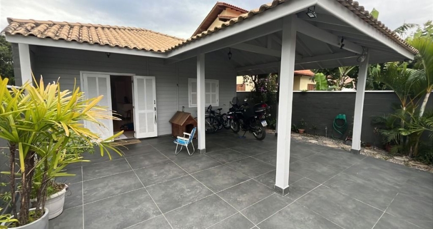 Casa com 2 quartos à venda na Servidão Laura Duarte Prazeres, 123, Campeche, Florianópolis