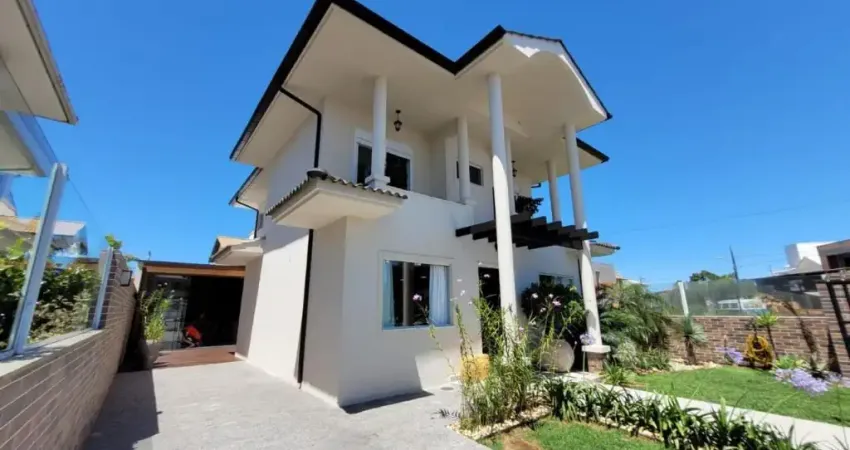 Casa Nova Individual em terreno,  Alto padrão Construtivo