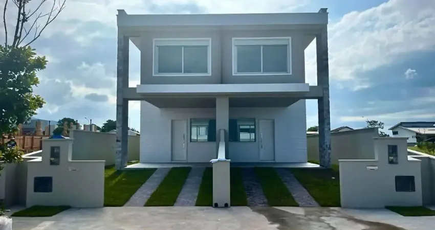 Casa Nova em Lot. Planejado próximo a Praia R$ 9.900, o Metro