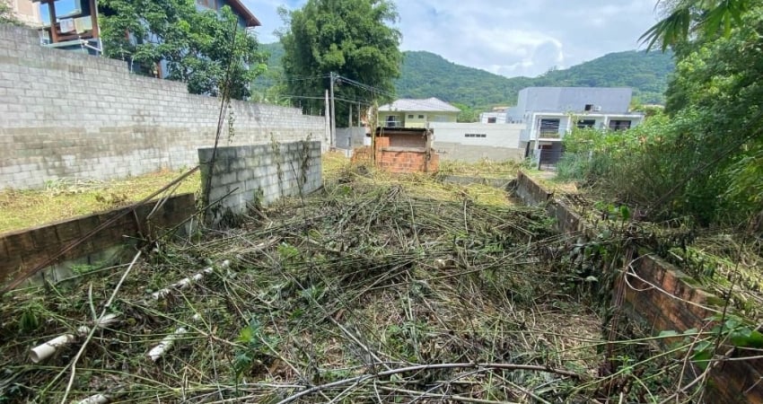 Terreno 450 Mt campeche Rua s/saida Local Tranquilo
