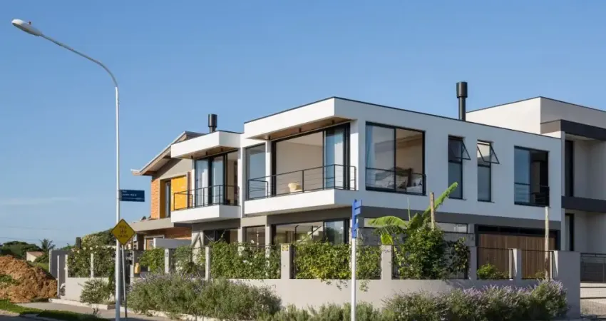 Casa Moderna Alto Padrão a 300 Mt do mar no Campeche