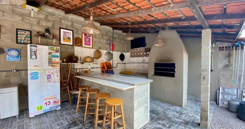 Otima casa em amplo terreno a 1.2 km da praia lomba do sabão campeche