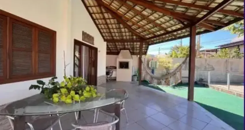 Casa com 4 quartos à venda na Rua Hermes Guedes da Fonseca, 98765, Armação do Pântano do Sul, Florianópolis