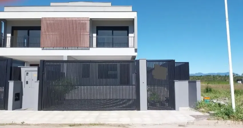 Casa com 3 quartos à venda na Rodovia Doutor Antônio Luiz Moura Gonzaga, 98765, Rio Tavares, Florianópolis