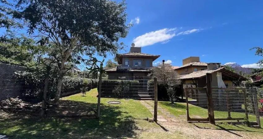 Casa com 2 quartos à venda na Servidão Guanimbé, 98765, Rio Tavares, Florianópolis