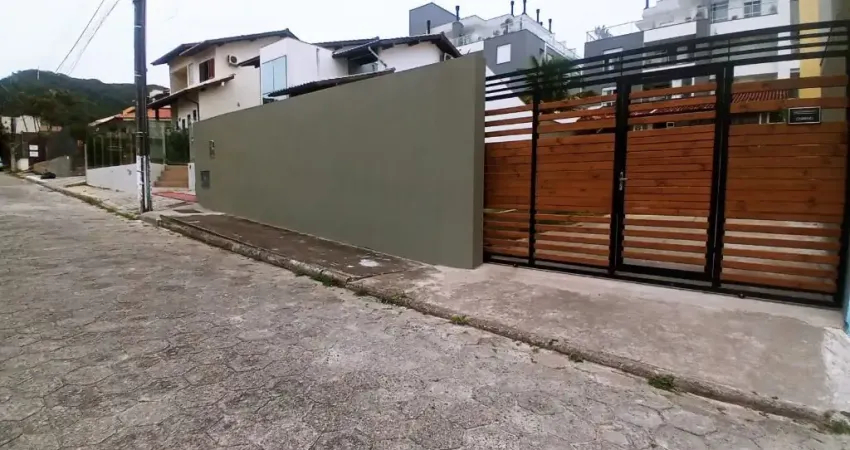 Àrea Adi Passível de Prédio Multifamiliar 80 Mt da Av Peq. Princ.