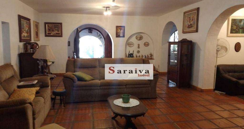 Casa com 4 dormitórios à venda por R$ 1.600.000,00 - Centro - Itapuí/SP