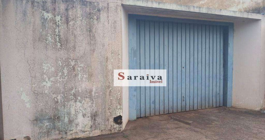 Casa com 3 dormitórios à venda, 600 m² por R$ 850.000 - Centro - Itapuí/SP