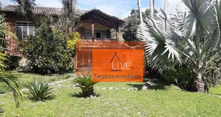 Casa com 3 dormitórios à venda, 4600 m² por R$ 800.000,00 - Várzea das Moças - Niterói/RJ