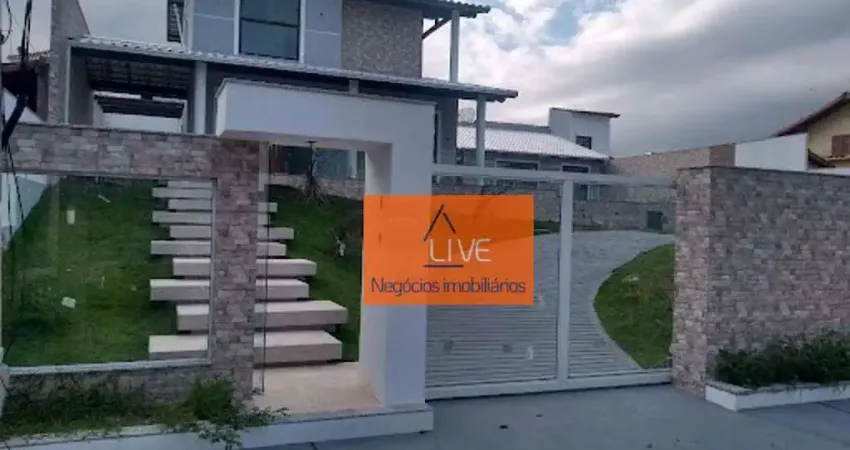 Live vende - Casa com 5 dormitórios à venda, 270 m² por R$ 1.350.000 - Ponta Grossa - Maricá/RJ