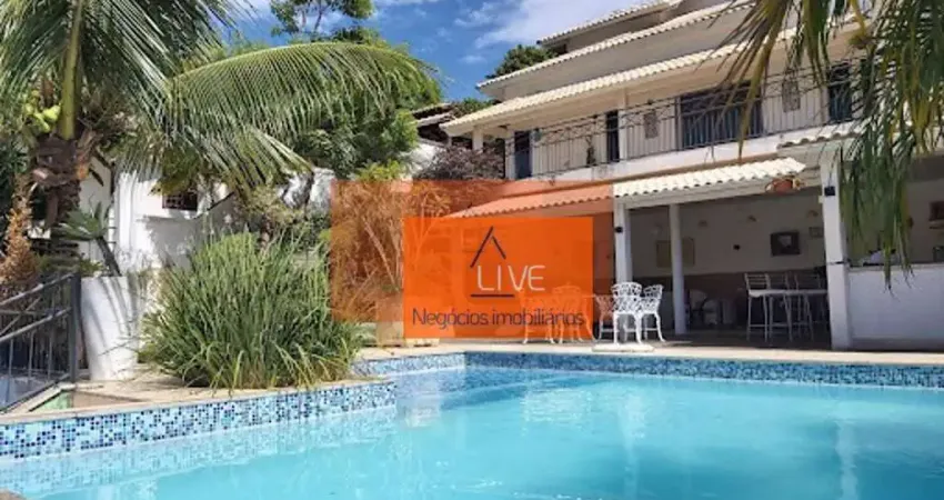 LIVE V ENDE: Excelente Casa com 4 quartos, 3 suítes, lazer, 470 m² por R$ 1.490.000 - Maria Paula - Niterói/RJ