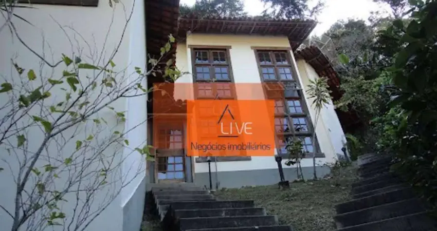 Casa com 5 dormitórios à venda, 239 m² por R$ 1.200.000,00 - Piratininga - Niterói/RJ