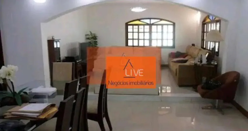 Casa com 4 dormitórios à venda, 360 m² por R$ 990.000,00 - Pendotiba - Niterói/RJ